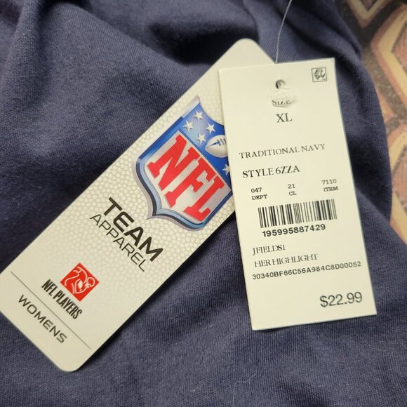 NFL Team Apparel Woman's Extra Large Navy Chicago Bears "Fields" V Neck T-Shirt - Picture 11 of 11